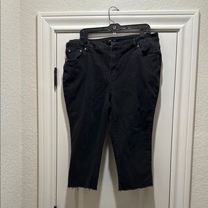 Black Women's  capri